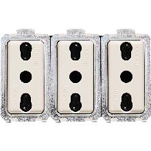 MAGIC-PRESA TRIPLEX BIPASSO 2P+T 10/16A - BTICINO 5180/3 - BTICINO 5180/3 - BTICINO 5180/3 product photo