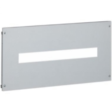 PANNELLO A 4 VITI DI FISSAGGIO CON FINESTRA DIN35 PER INSTALLAZIONE DI 24 MODULI 600X300MM - BTICINO 9533/24 product photo