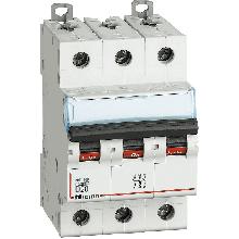 BTDIN100 - INTERRUTTORE MAGNETOTERMICO 3P CURVA D 20A 10KA - BTICINO FH83D20 product photo