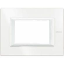 PLACCA 3P BIANCO AXOLUTE - BTICINO HA4803HD product photo