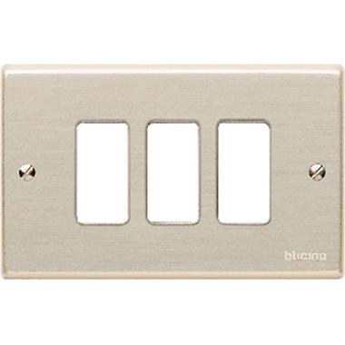 **MAGIC-PLAC.C/VITI 3P OXIDA - BTICINO 503/3 - BTICINO 503/3 - BTICINO 503/3 product photo Photo 02 3XL