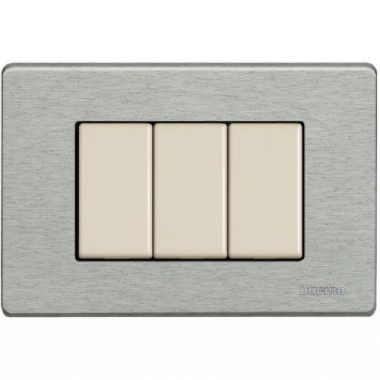 PLACCA 3 POSTI ALLUMINIO MATIX AVORIO MAGIC TT - BTICINO 503/3A/AL product photo Photo 01 3XL