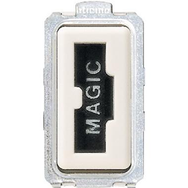 PRESA 2P+T 10A DI SICUREZZA MAGIC - BTICINO 5100 product photo Photo 02 3XL