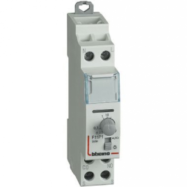 INTERRUTTTORE CREPUSCOLARE NON PROGRAMMABILE 230V BTDIN - BTICINO F11P1 product photo Photo 01 3XL