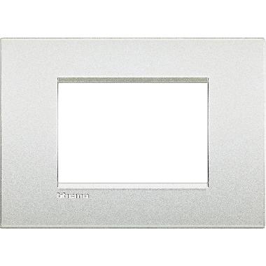 LIVING LIGHT PLACCA 3P BIANCO PERLA AIR LNC4803PR - BTICINO LNC4803PR product photo Photo 01 3XL