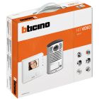 Kit Videocitofono Classe 100V12B e Pulsantiera Linea 2000 con Telecamera a Colori, Bianco - BTICINO 365511 product photo