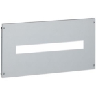 PANNELLO A 4 VITI DI FISSAGGIO CON FINESTRA DIN35 PER INSTALLAZIONE DI 24 MODULI 600X300MM - BTICINO 9533/24 product photo