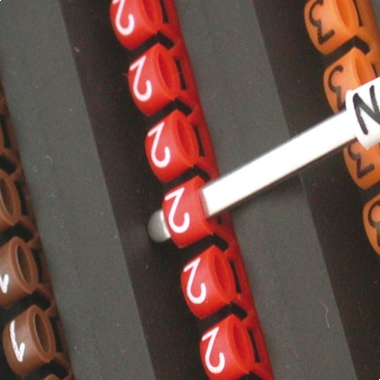 MARCATORI A CUSCINETTO PUSH-IN POLIAMMIDE, A STRISCE SIGLA R - CEMBRE 23129-R product photo Photo 02 3XL