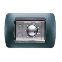 TERMOSTATO ELETTRONICO DA INCASSO RETE 230V - FANTINI & COSMI C47 product photo