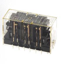 REL  DI SICUREZZA. 4 CONTATTI NA. 2 CONTATT - OMRON G7S4A2BEDC24 - OMRON G7S4A2BEDC24 product photo