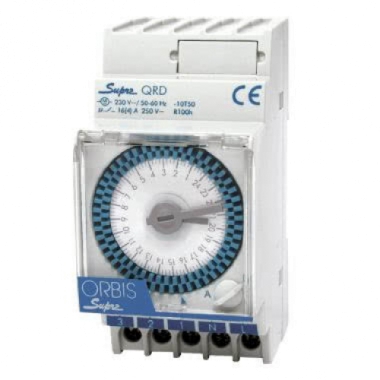 SUPRA QRD INTERRUTTORE ORARIO ELETTROMECCANICO 2.5 MODULI DIN, GIORNALIERO, RISERVA 150 ORE, ALIMENTAZIONE 230V - ORBIS SUPRAQRD product photo Photo 01 3XL