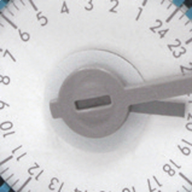 SUPRA QRD INTERRUTTORE ORARIO ELETTROMECCANICO 2.5 MODULI DIN, GIORNALIERO, RISERVA 150 ORE, ALIMENTAZIONE 230V - ORBIS SUPRAQRD product photo Photo 03 3XL