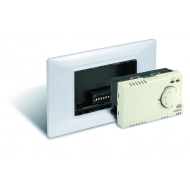 TERMOSTATO ELETTRONICO DA INCASSO UNIVERSALE A BATTERIE CON SPIA PER CALDAIA BIANCO - PERRY ELECTRIC 1TITE331/MC product photo Photo 01 3XL
