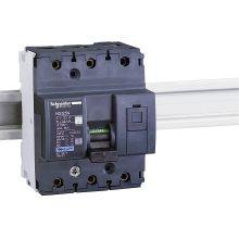 Interruttore magnetotermico NG125N 3P C 32A 25kA - SCHNEIDER ELECTRIC 18636 product photo