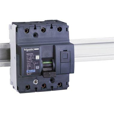 Interruttore magnetotermico NG125N 3P C 32A 25kA - SCHNEIDER ELECTRIC 18636 product photo Photo 01 3XL