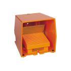 Interruttore a pedale singolo XPE-R c/protezione metallo arancio - 2NC+2NO - SCHNEIDER ELECTRIC XPER511 product photo