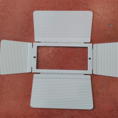 PROIETTORE KIT PALPEBRA PER CHIUSURA FASCIO LUCE BIANCO - TARGETTI SANKEY 52734 product photo Photo 01 3XL