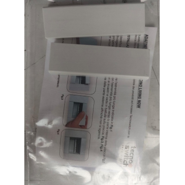 ADATTATORE NOW PER SISTEMI AD INCASSO A 3 M - TECNOSWITCH AT001NB product photo Photo 01 3XL