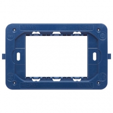 SUPPORTO ARKÉ FIT 3 MODULI CON VITI PER SCATOLE 3 MODULI - VIMAR 19913 product photo