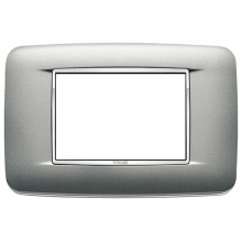 PLACCA ROUND EIKON 3 MODULI  METALLO VERNICIATO BRIGHT E CORNICE CROMATA ARGENTO MATT - VIMAR 20683.C13 product photo