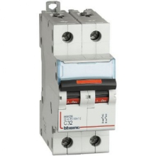 INTERRUTTORE MAGNETOTERMICO 2P CURVA C 32A 25KA BTDIN250 - BTICINO FV82C32 product photo