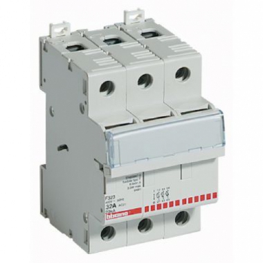 PORTAFUSIBILE SEZIONABILE 3P 32A BTDIN - BTICINO F323 product photo Photo 01 3XL