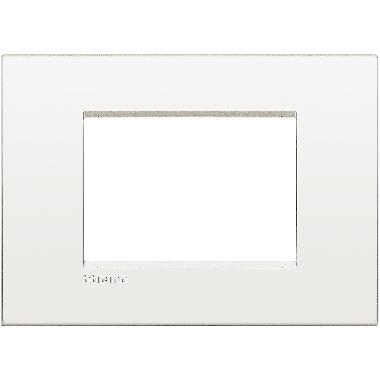 LIVING LIGHT PLACCA 3P BIANCO PURO AIR LNC4803BN - BTICINO LNC4803BN product photo Photo 01 3XL