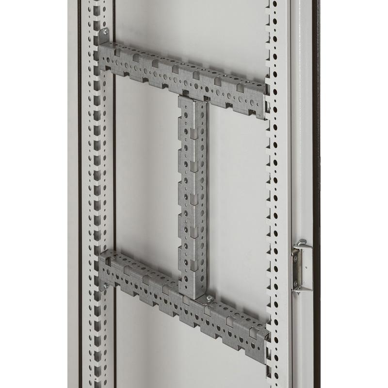 WH0240-BLIZZARDP TRAVERSA UNIVERSALE 400 - LEGRAND 048024 - LEGRAND 048024 - LEGRAND 048024 product photo