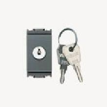 IDEA-PULSANTE 1P 16A C/CHIAVE UNIF.000.GRIGIO - VIMAR 16180.CU - VIMAR 16180.CU product photo